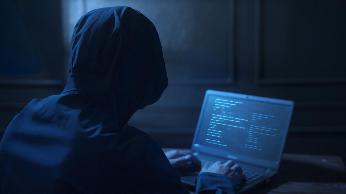 Scandal în mediul online: Peste 100 de milioane de lei pierdute în fraude cu investiții și criptomonede