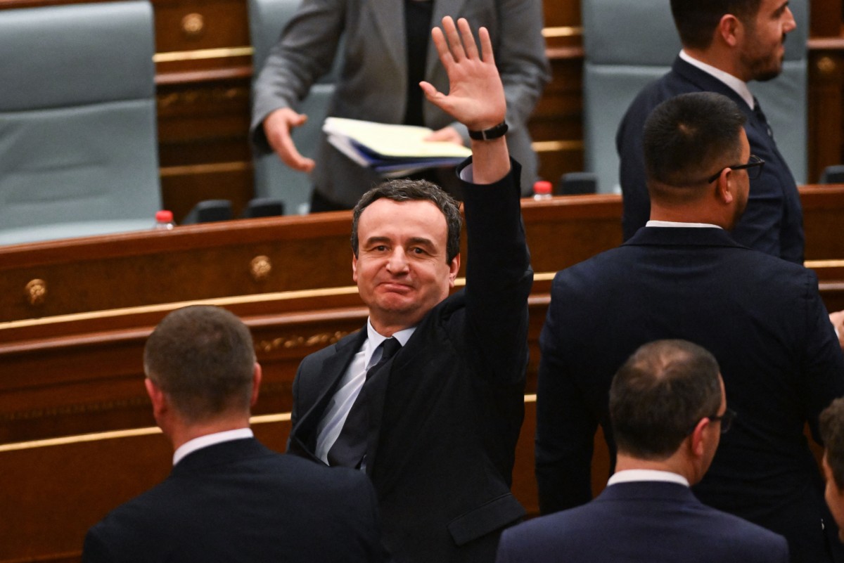 Albin Kurti este reaselectat în funcția de prim-ministru al Kosovo în urma rezultatelor electorale