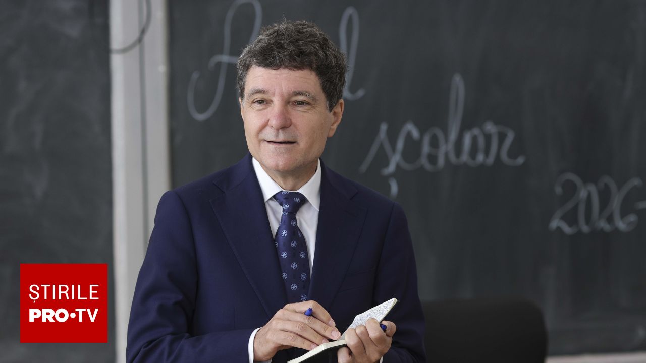 Nicușor Dan refuză să confirme numele diplomatului Luca Niculescu ca potențial prim-ministru