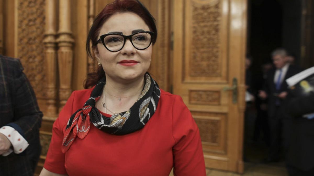 Cristina Trăilă s-a prezentat la DNA Iași în dosarul care vizează influența asupra autorităților veterinare
